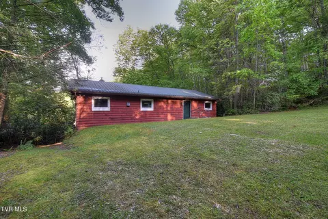 106 Ripshin Lake Road Roan Mountain Tn 37687, Roan Mountain, TN 37687