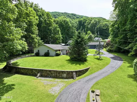 335 Ingram Branch Road Roan Mountain Tn 37687, Roan Mountain, TN 37687