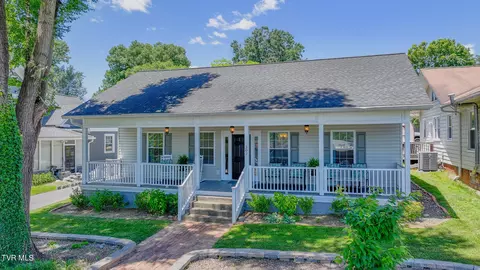 302 W Unaka Avenue Johnson City Tn 37604, Johnson City, TN 37604