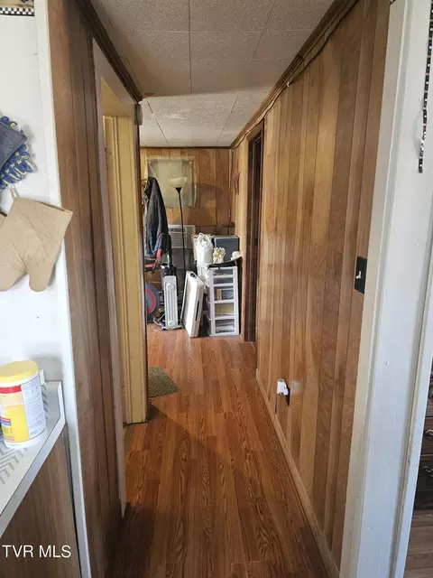 Entry Way - 103 NE Virginia Avenue Wise Va 24293, Wise, VA 24293 photo 2 of 2
