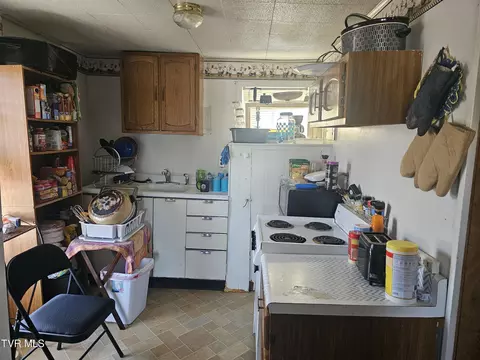 Kitchen - 103 NE Virginia Avenue Wise Va 24293, Wise, VA 24293 photo 1 of 1