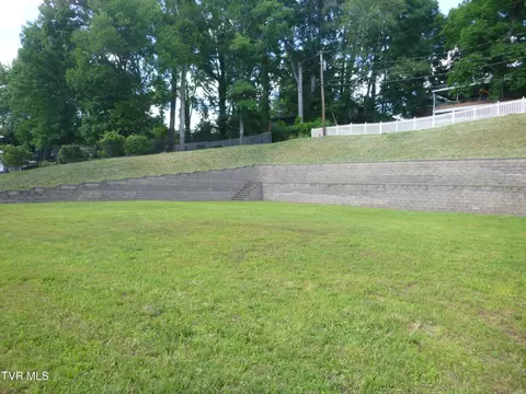 1220 Radcliffe Avenue Kingsport Tn 37664, Kingsport, TN 37664
