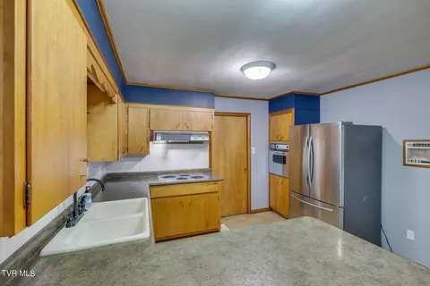 910 Laurel Avenue Erwin Tn 37650, Erwin, TN 37650 photo 9