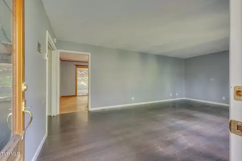 910 Laurel Avenue Erwin Tn 37650, Erwin, TN 37650 photo 4