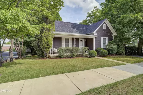Exterior - 104 E Holston Avenue Johnson City Tn 37601, Johnson City, TN 37601 photo 2 of 13