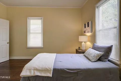 Bedroom - 104 E Holston Avenue Johnson City Tn 37601, Johnson City, TN 37601 photo 4 of 4