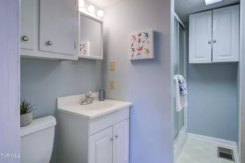 Bath - 104 E Holston Avenue Johnson City Tn 37601, Johnson City, TN 37601 photo 1 of 2