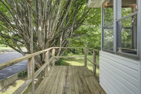 Exterior - 104 E Holston Avenue Johnson City Tn 37601, Johnson City, TN 37601 photo 7 of 13