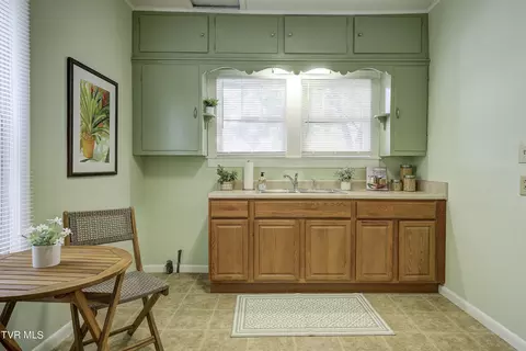 Kitchen - 104 E Holston Avenue Johnson City Tn 37601, Johnson City, TN 37601 photo 1 of 2
