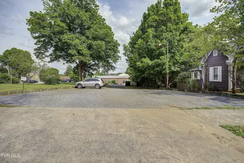 Exterior - 104 E Holston Avenue Johnson City Tn 37601, Johnson City, TN 37601 photo 13 of 13