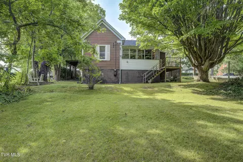 Exterior - 104 E Holston Avenue Johnson City Tn 37601, Johnson City, TN 37601 photo 11 of 13