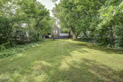 Exterior - 104 E Holston Avenue Johnson City Tn 37601, Johnson City, TN 37601 photo 10 of 13