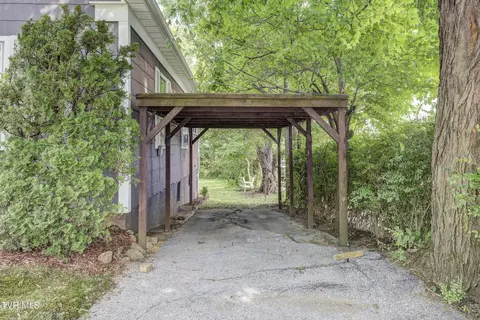 Exterior - 104 E Holston Avenue Johnson City Tn 37601, Johnson City, TN 37601 photo 12 of 13