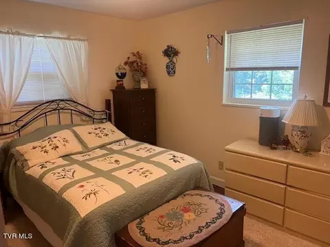 Bedroom - 638 New Avenue Erwin Tn 37650, Erwin, TN 37650 photo 2 of 2