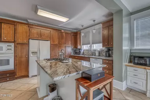 Kitchen - 722 Arlington Avenue Bristol Va 24201, Bristol, VA 24201 photo 4 of 4