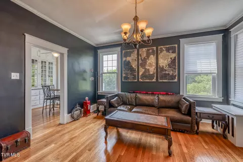 Living - 722 Arlington Avenue Bristol Va 24201, Bristol, VA 24201 photo 1 of 6