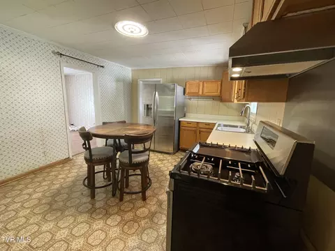 Kitchen - 550 Adkins Road Erwin Tn 37650, Erwin, TN 37650 photo 2 of 3