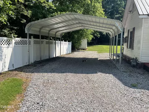 Exterior - 550 Adkins Road Erwin Tn 37650, Erwin, TN 37650 photo 4 of 6