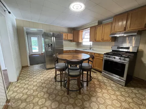 Kitchen - 550 Adkins Road Erwin Tn 37650, Erwin, TN 37650 photo 3 of 3