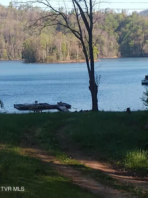 102 Loan Myers Road Butler Tn 37640, Butler, TN 37640