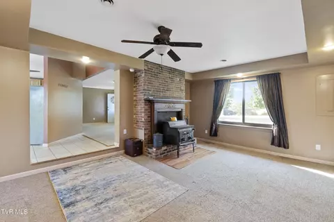 Living - 159 Lester Snapp Road Limestone Tn 37681, Limestone, TN 37681 photo 3 of 3