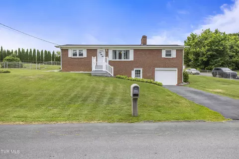 325 Mount Area Drive Bristol Tn 37620, Bristol, TN 37620