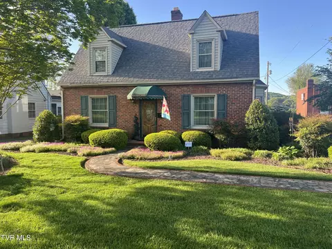111 East G Street Elizabethton Tn 37643, Elizabethton, TN 37643