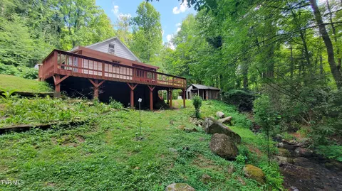 123 Tower Road Roan Mountain Tn 37687, Roan Mountain, TN 37687