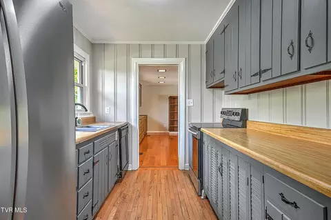 Kitchen - 265 Cherry Lane Bristol Va 24201, Bristol, VA 24201 photo 1 of 4