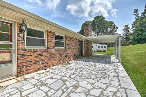 Exterior - 265 Cherry Lane Bristol Va 24201, Bristol, VA 24201 photo 8 of 9