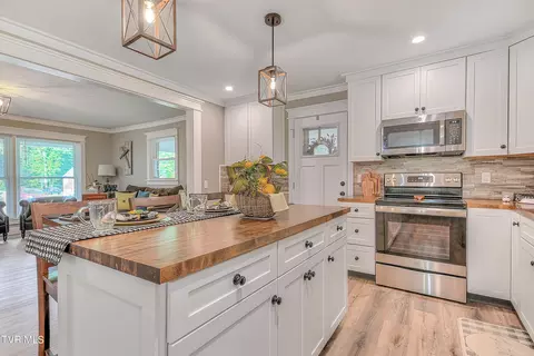 Kitchen - 1355 Rock Creek Road Erwin Tn 37650, Erwin, TN 37650 photo 4 of 8