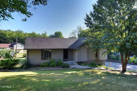 3916 Cambridge Circle Kingsport Tn 37660, Kingsport, TN 37660