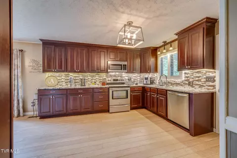 Kitchen - 1441 Fairview Road Duffield Va 24244, Duffield, VA 24244 photo 1 of 4