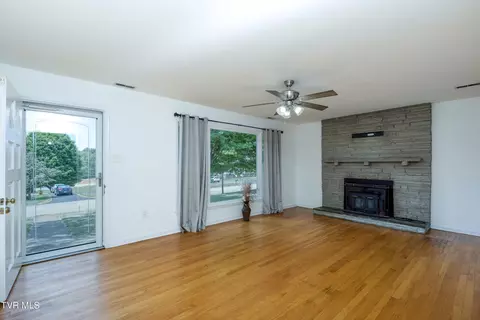 240 Glenrochie Drive Abingdon Va 24211, Abingdon, VA 24211 photo 6