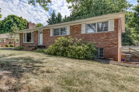 240 Glenrochie Drive Abingdon Va 24211, Abingdon, VA 24211 photo 2