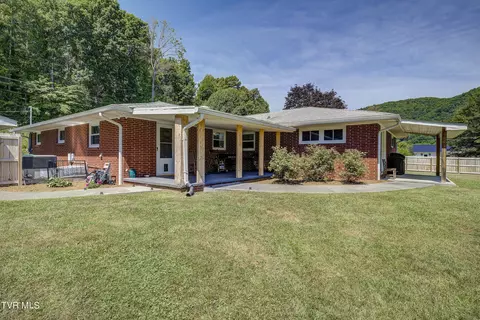 Other - 910 N Elm Avenue Erwin Tn 37650, Erwin, TN 37650 photo 10 of 11