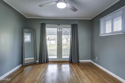 Bedroom - 910 N Elm Avenue Erwin Tn 37650, Erwin, TN 37650 photo 6 of 7