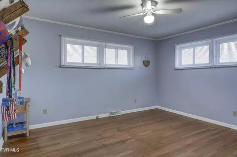 Bedroom - 910 N Elm Avenue Erwin Tn 37650, Erwin, TN 37650 photo 3 of 7