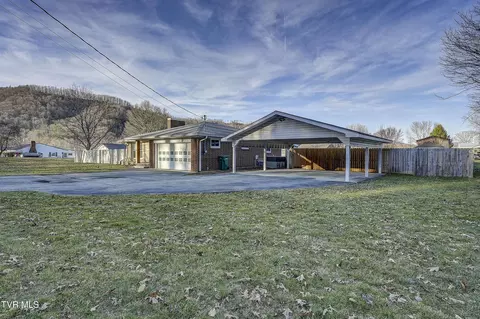 Exterior - 910 N Elm Avenue Erwin Tn 37650, Erwin, TN 37650 photo 15 of 15