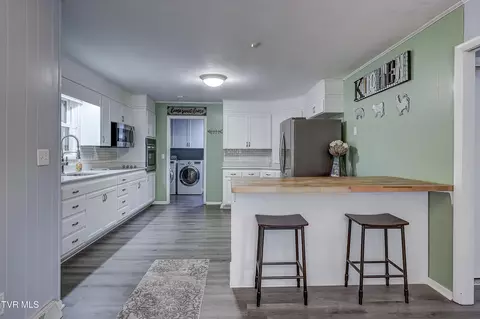 Kitchen - 910 N Elm Avenue Erwin Tn 37650, Erwin, TN 37650 photo 1 of 7