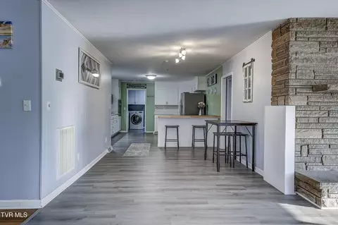 Other - 910 N Elm Avenue Erwin Tn 37650, Erwin, TN 37650 photo 3 of 11