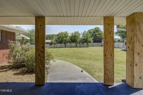 Exterior - 910 N Elm Avenue Erwin Tn 37650, Erwin, TN 37650 photo 5 of 15