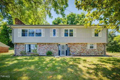 260 Lawndale Drive Bristol Va 24201, Bristol, VA 24201