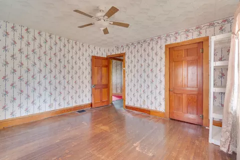 303 9th Street Erwin Tn 37650, Erwin, TN 37650 photo 13