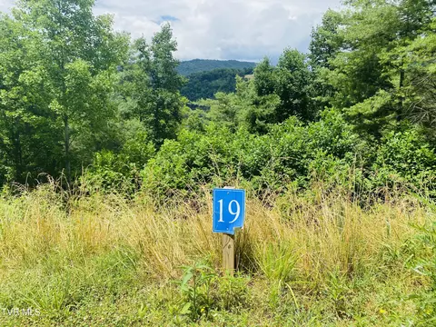 19 Cowan Town Road Butler Tn 37640, Butler, TN 37640