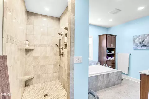 Bath - 600 Harper Road Mohawk Tn 37810, Mohawk, TN 37810 photo 5 of 6