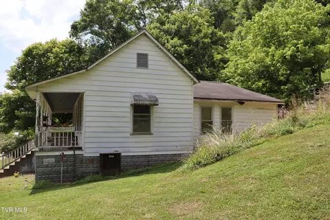 Exterior - 1458 Fairview Road Duffield Va 24244, Duffield, VA 24244 photo 5 of 28