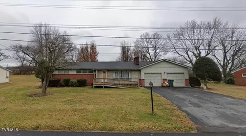329 Mcarthur Circle Bristol Va 24201, Bristol, VA 24201