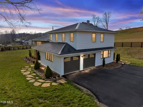 1934 Dry Hill Road Butler Tn 37640, Butler, TN 37640