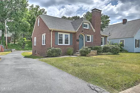 1049 Wateree Street Kingsport Tn 37660, Kingsport, TN 37660